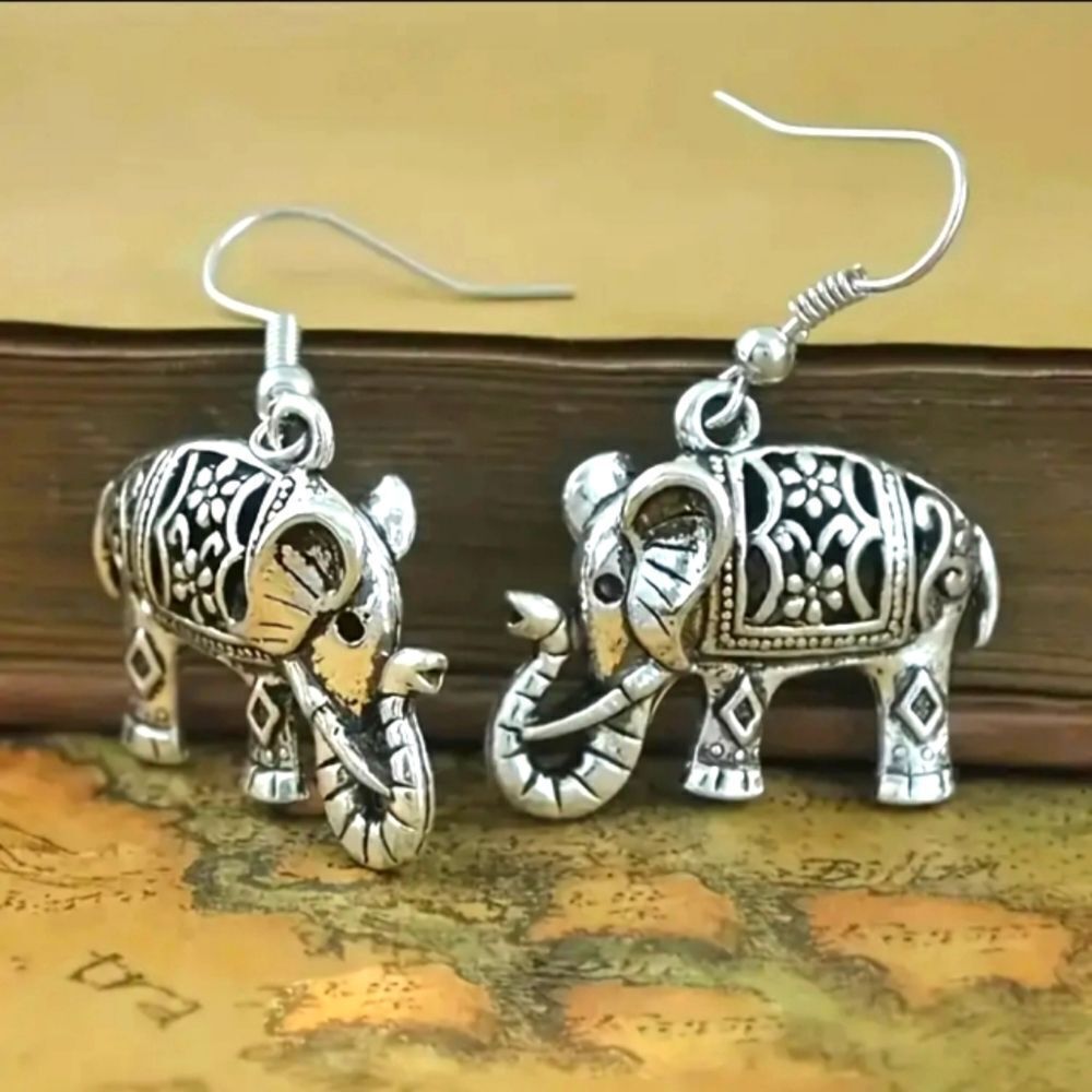 Vintage Hand Crafted Elephant Dangle Earrings